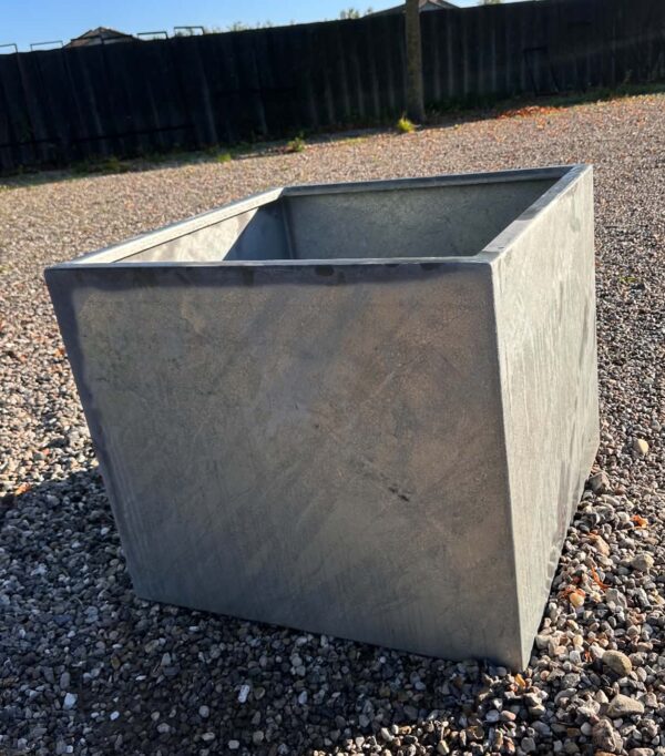 Violet Galvaniseret Plantekasse Kvardratisk - L75 cm, B75cm, H60cm, m/bund