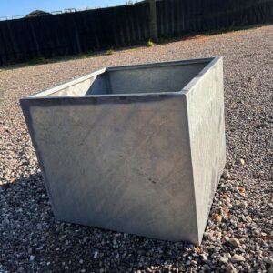 Violet Galvaniseret Plantekasse Kvardratisk - L50cm, B50cm, H40cm, u/bund